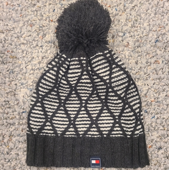 Tommy Hilfiger Unisex Toque/Winter Hat - Picture 2 of 2